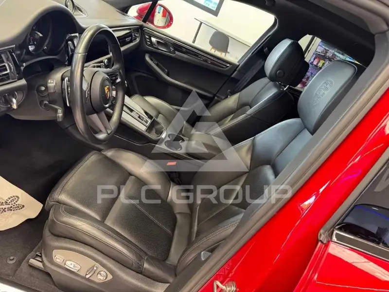 2021 Porsche MACAN