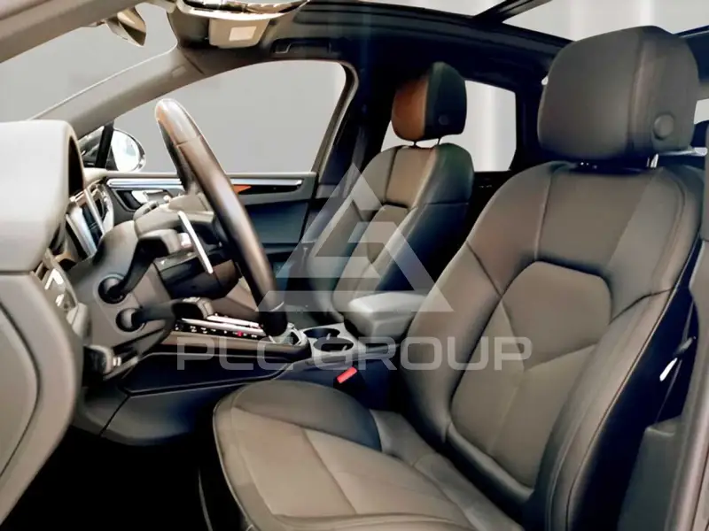 2021 Porsche MACAN