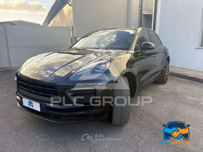 2021 Porsche MACAN