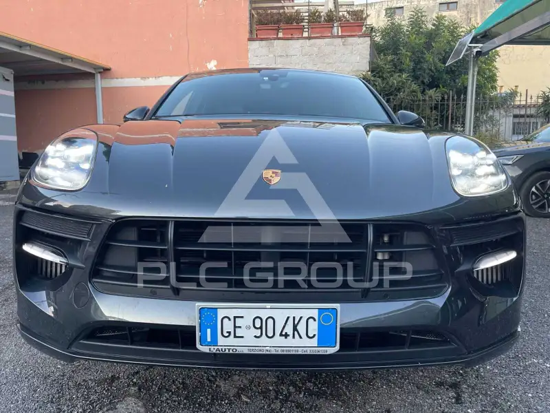 2021 Porsche MACAN