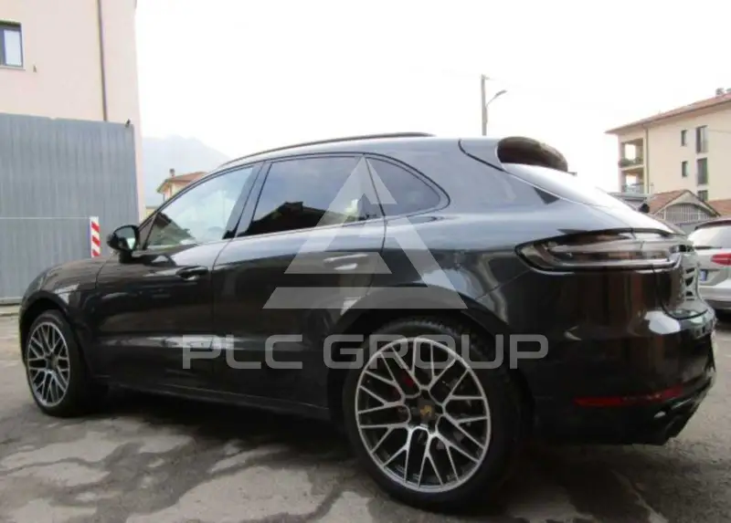 2021 Porsche MACAN