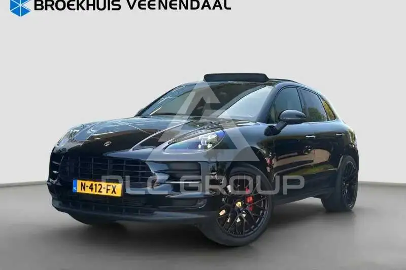 2021 Porsche MACAN