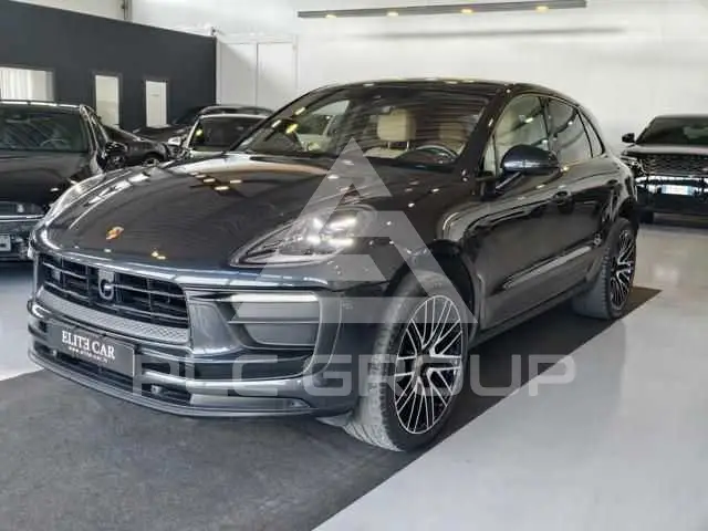 2021 Porsche MACAN
