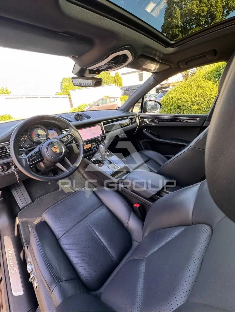 2021 Porsche MACAN