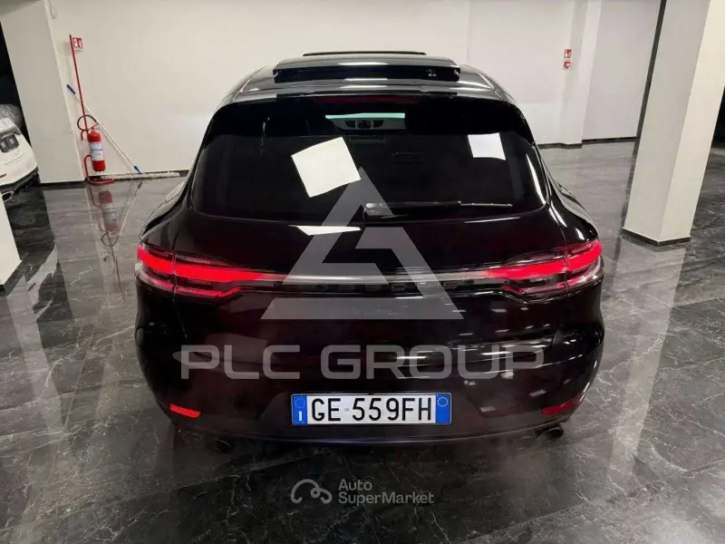 2021 Porsche MACAN
