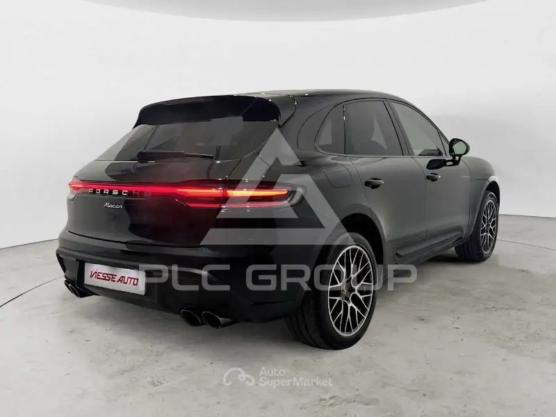 2021 Porsche MACAN