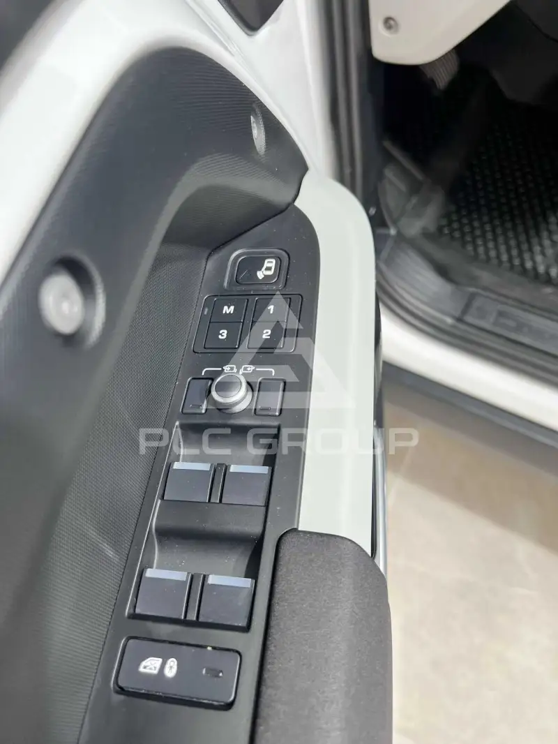 2021 Land Rover DEFENDER