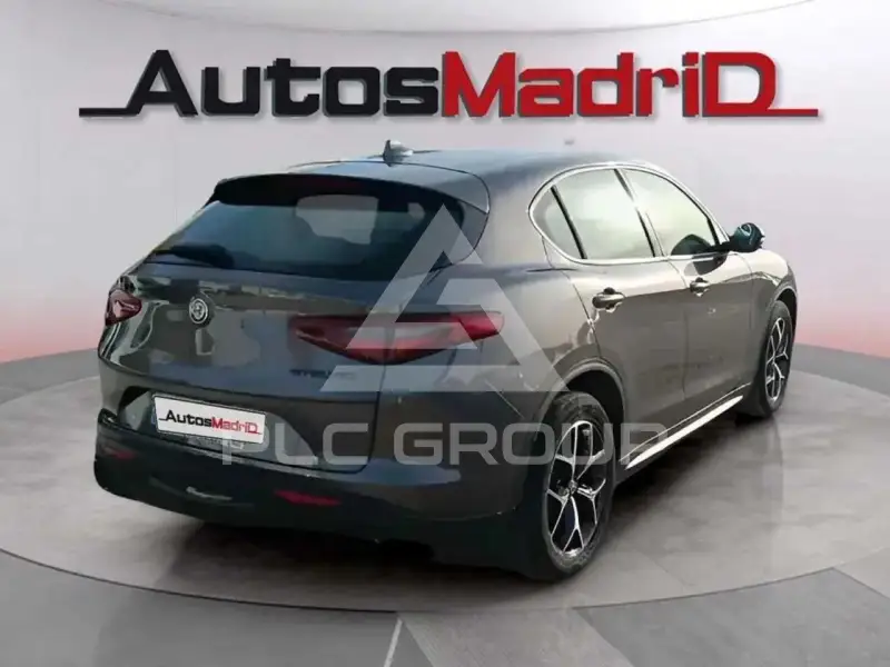 2021 Alfa Romeo Stelvio