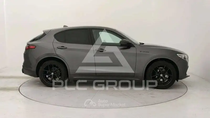 2021 Alfa Romeo Stelvio