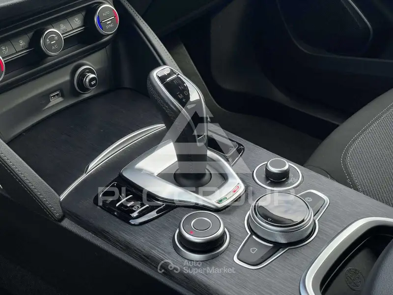 2021 Alfa Romeo Stelvio