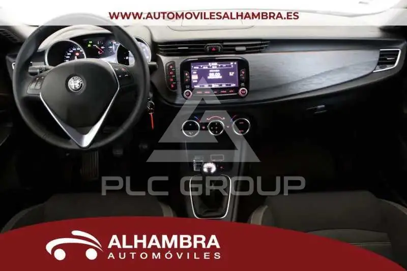 2021 Alfa Romeo Giulia