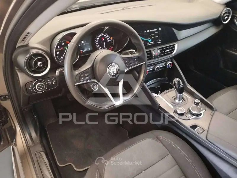 2021 Alfa Romeo Giulia