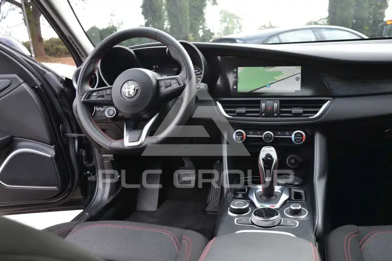2021 Alfa Romeo Giulia
