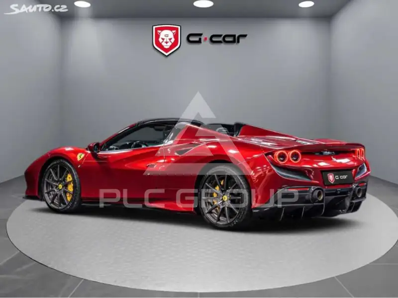 2021 Ferrari F8