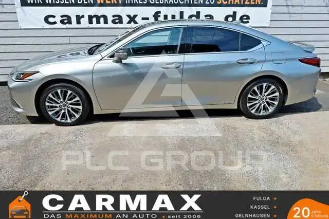 2021 Lexus ES