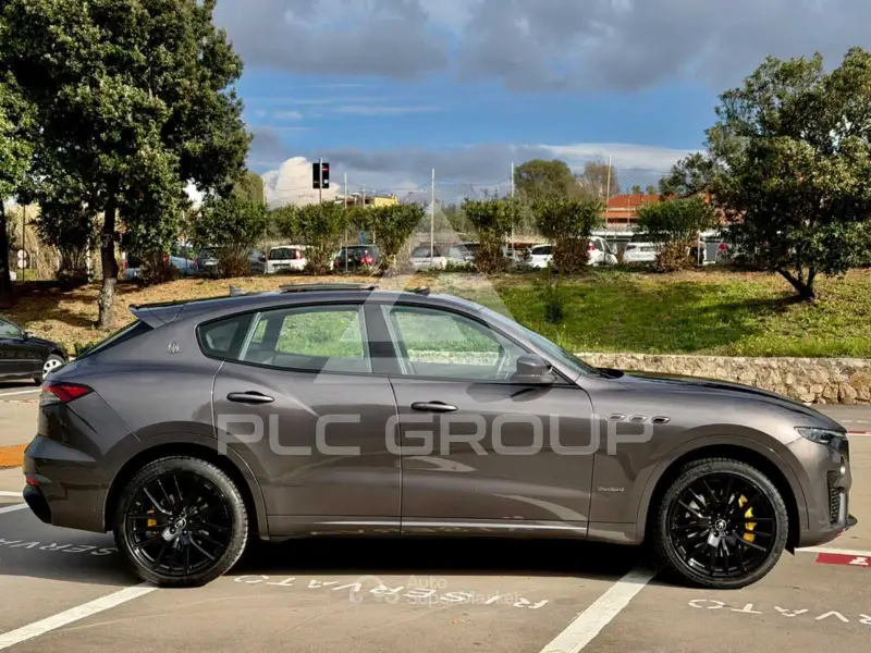 2021 Maserati LEVANTE