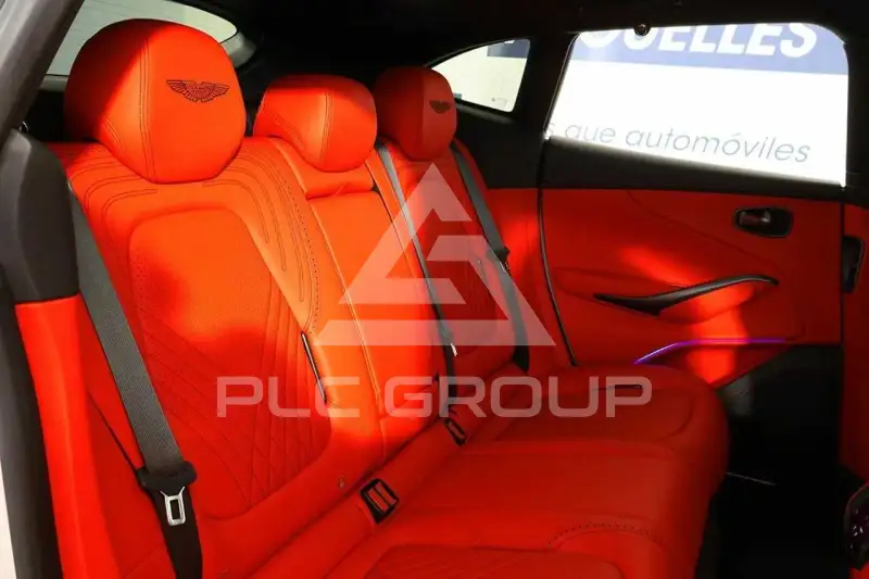 2021 Aston Martin DBX