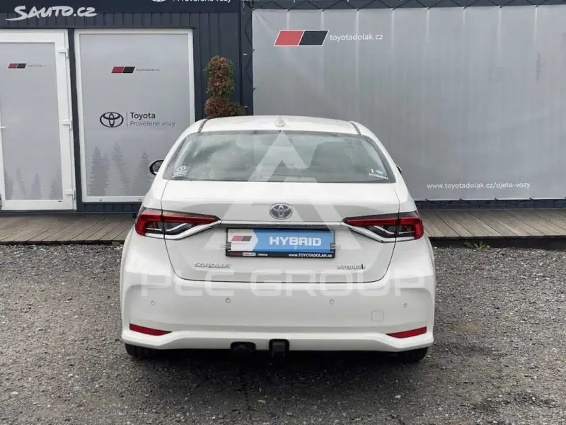 2021 Toyota COROLLA