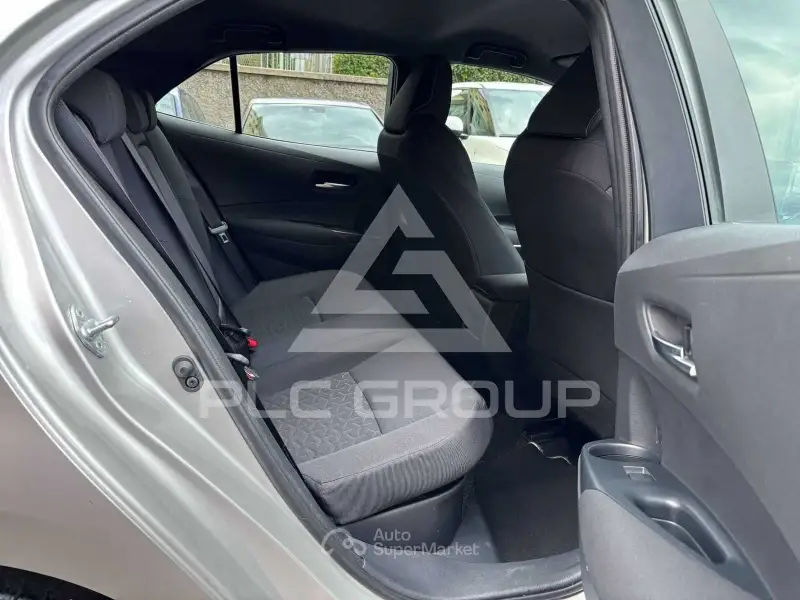 2021 Toyota COROLLA