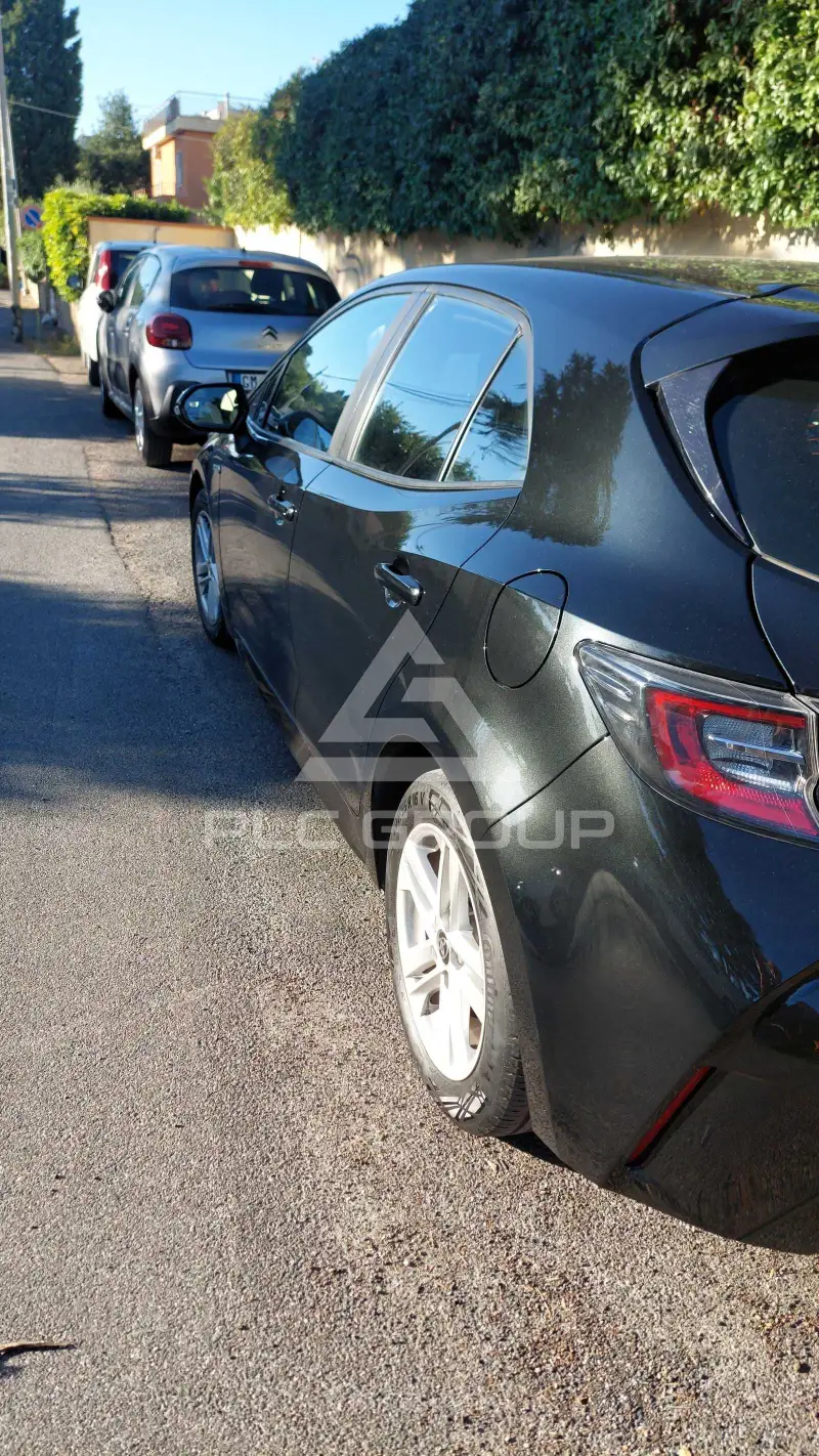 2021 Toyota COROLLA