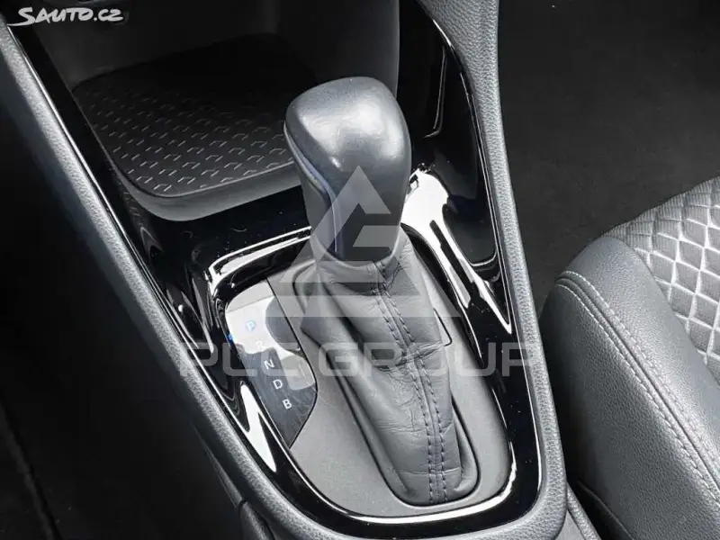 2021 Toyota YARIS
