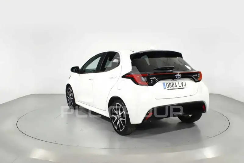 2021 Toyota YARIS