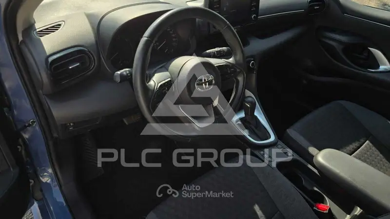 2021 Toyota YARIS