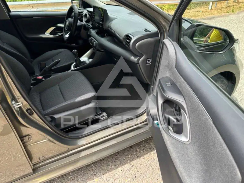 2021 Toyota YARIS