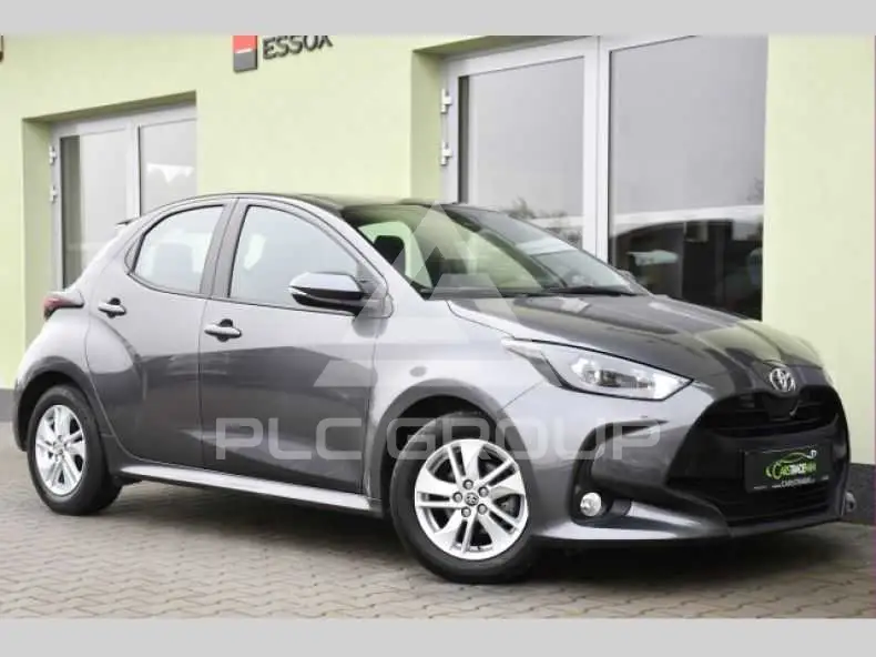 2021 Toyota YARIS