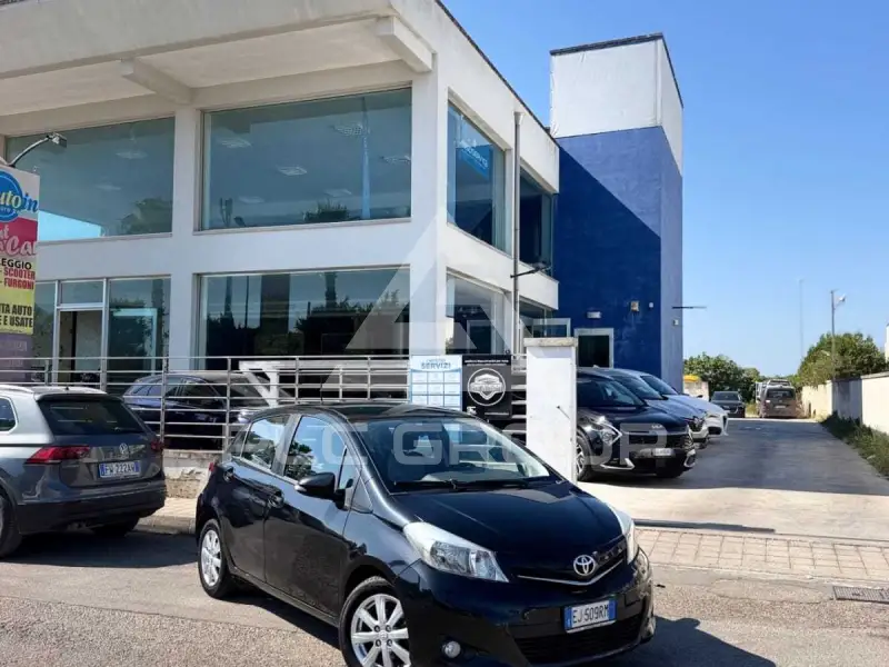 2021 Toyota YARIS