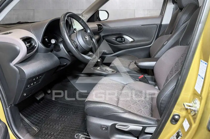 2021 Toyota YARIS