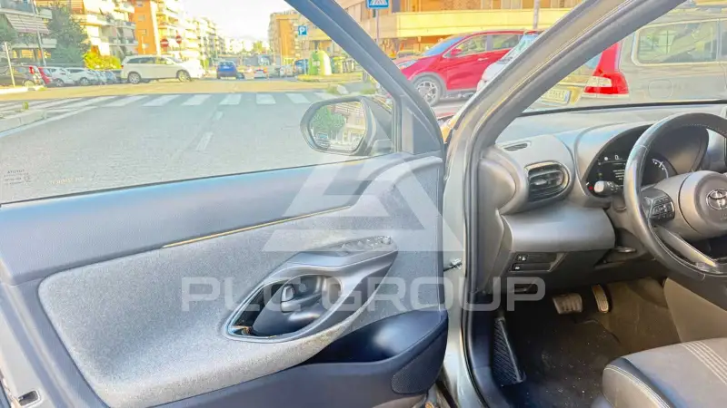 2021 Toyota YARIS