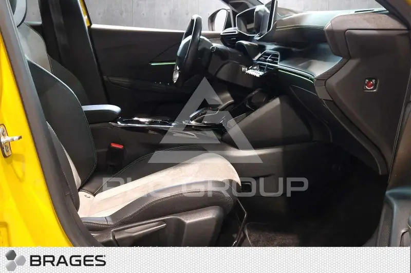 2021 Peugeot 208