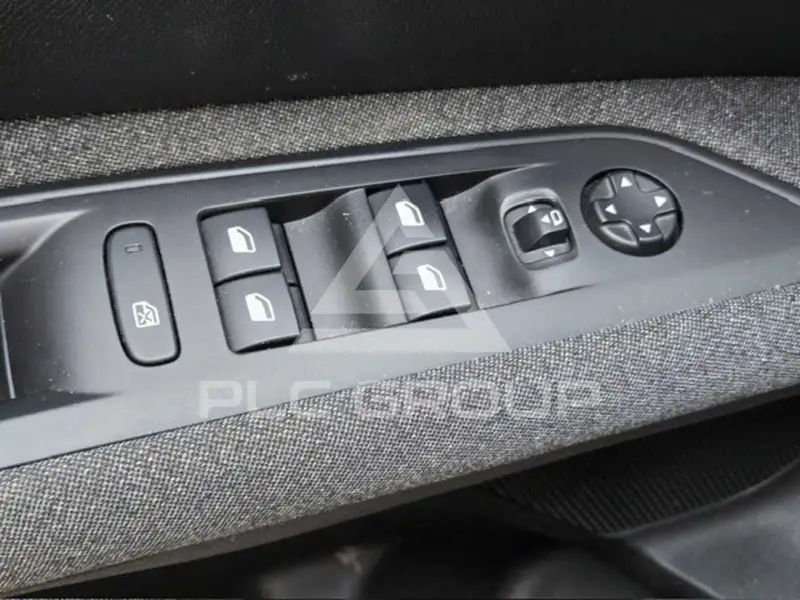 2021 Peugeot 3008