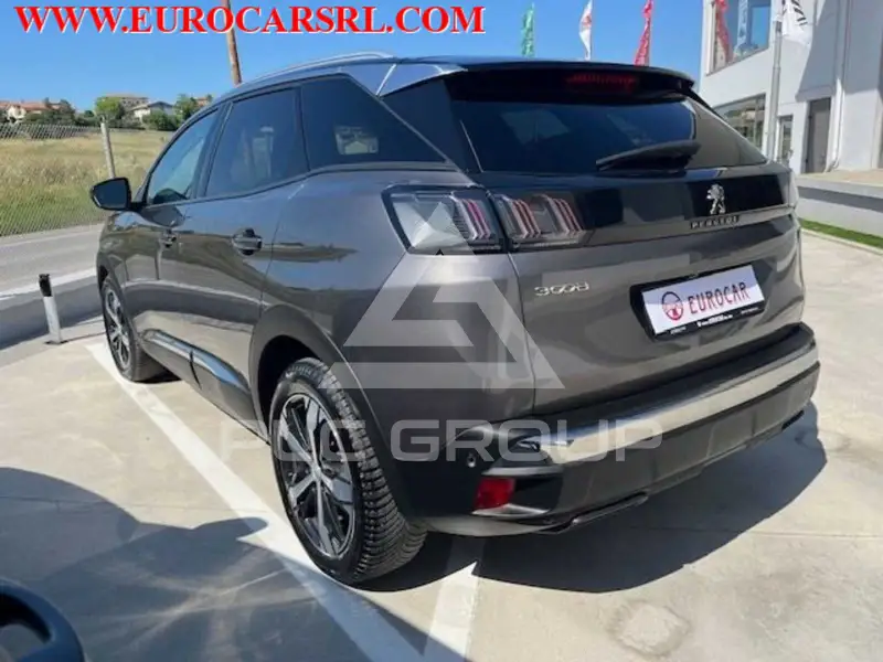 2021 Peugeot 3008