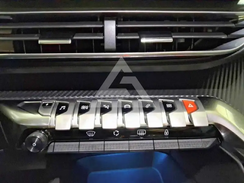 2021 Peugeot 3008