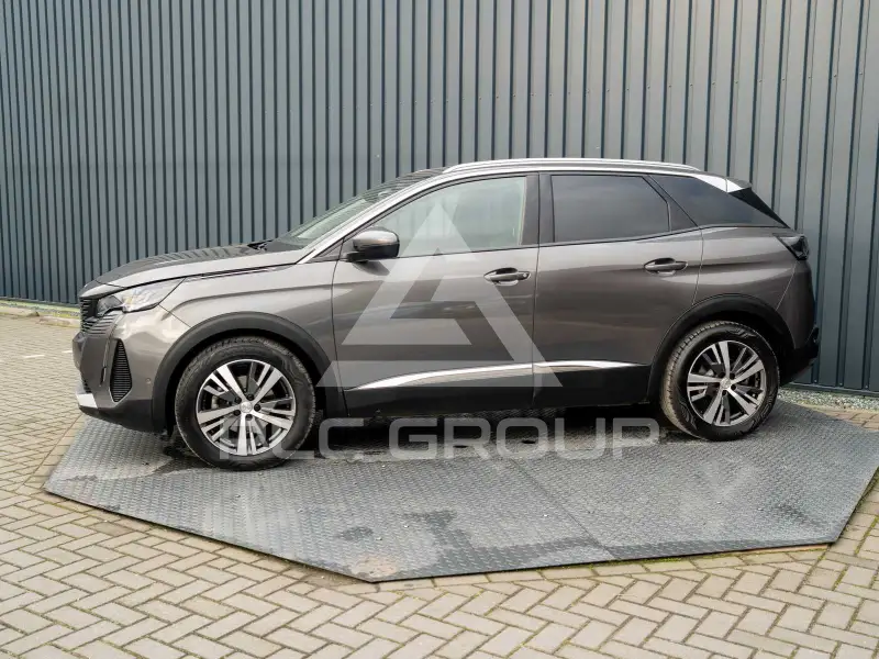 2021 Peugeot 3008