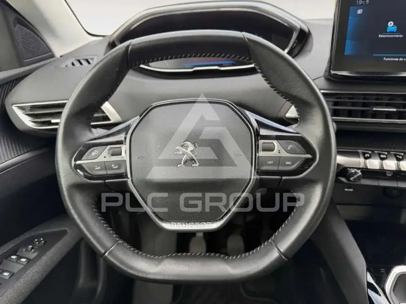 2021 Peugeot 3008