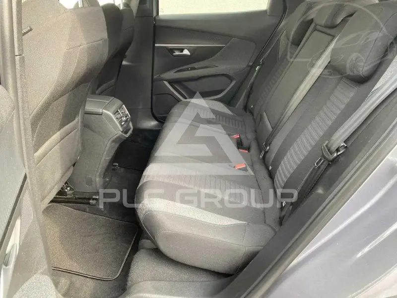 2021 Peugeot 3008