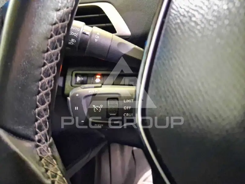 2021 Peugeot 3008