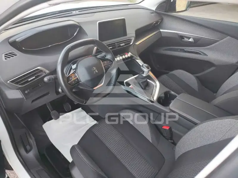 2021 Peugeot 3008
