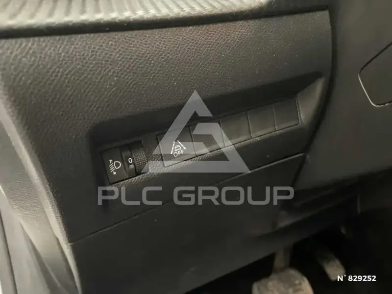 2021 Peugeot 208