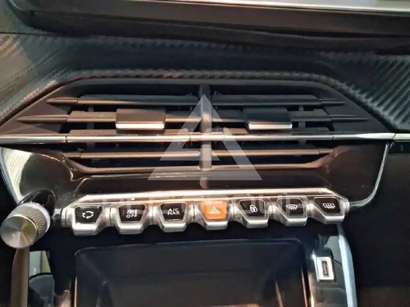 2021 Peugeot 208