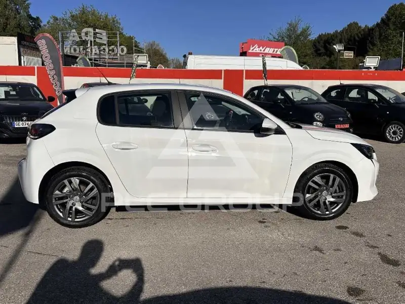 2021 Peugeot 208