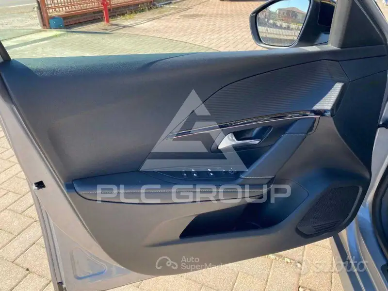 2021 Peugeot 208