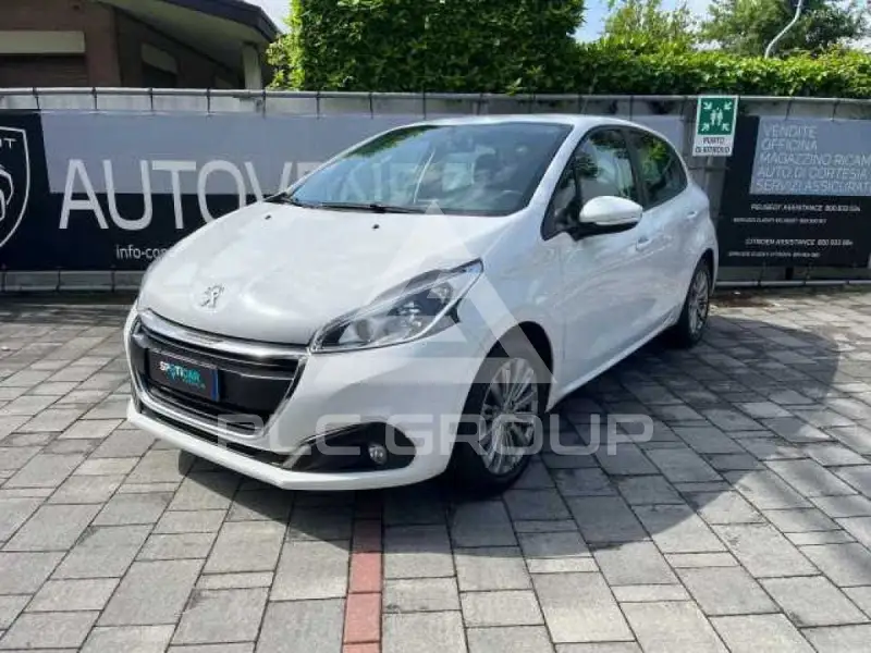 2021 Peugeot 208