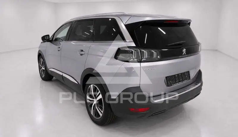 2021 Peugeot 5008