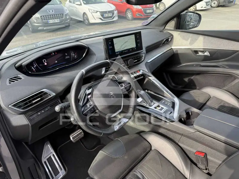 2021 Peugeot 5008