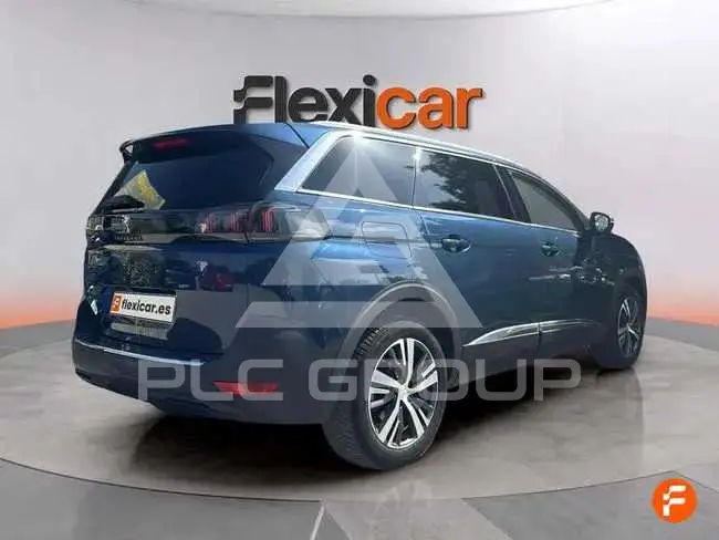 2021 Peugeot 5008