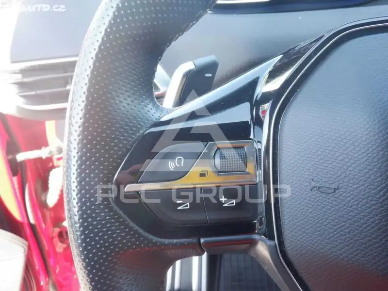 2021 Peugeot 5008